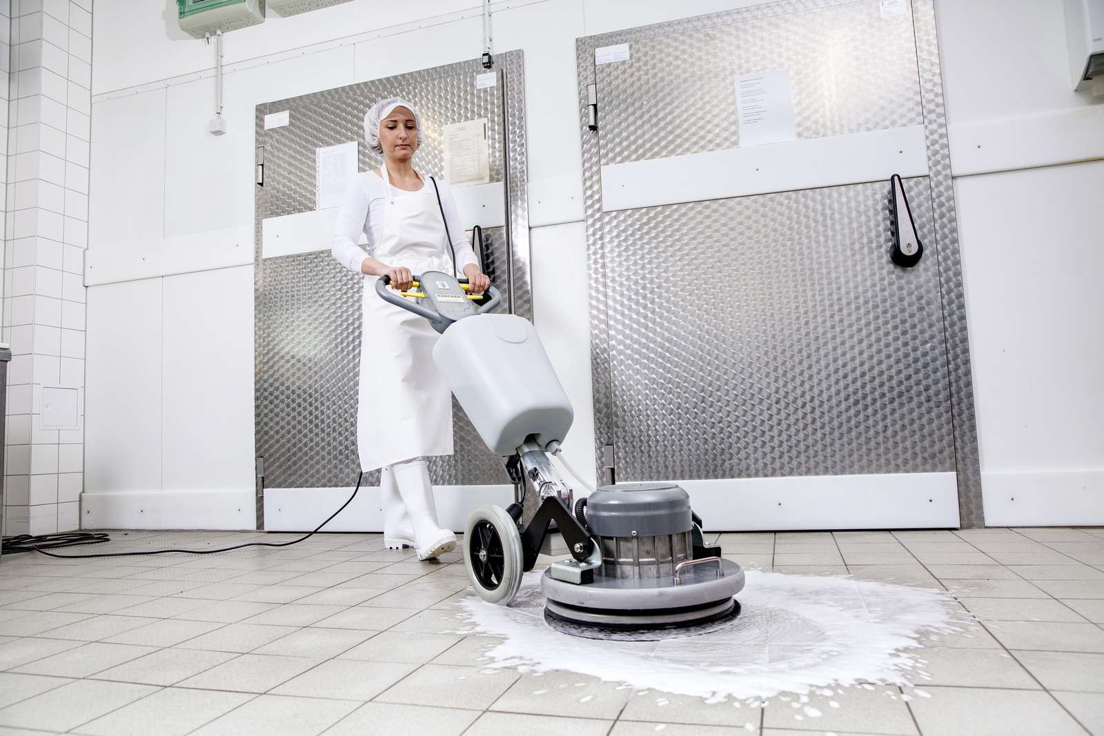 Karcher-Single-brush scrubbing machine BDS 43/ Orbital C-Karcher
