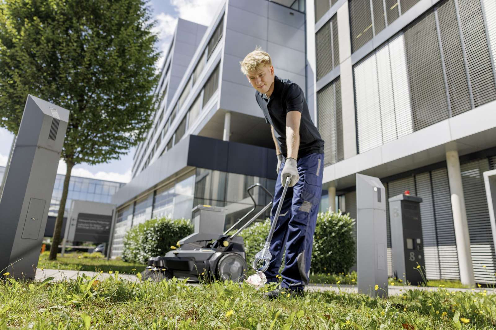 Karcher-Sweeper KM 70/30 C BP 2SB-Karcher