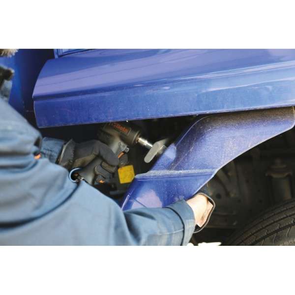 Compact Reversible Screwdriver Kit and 5 Machine Sockets - 1927XM/K5 Beta