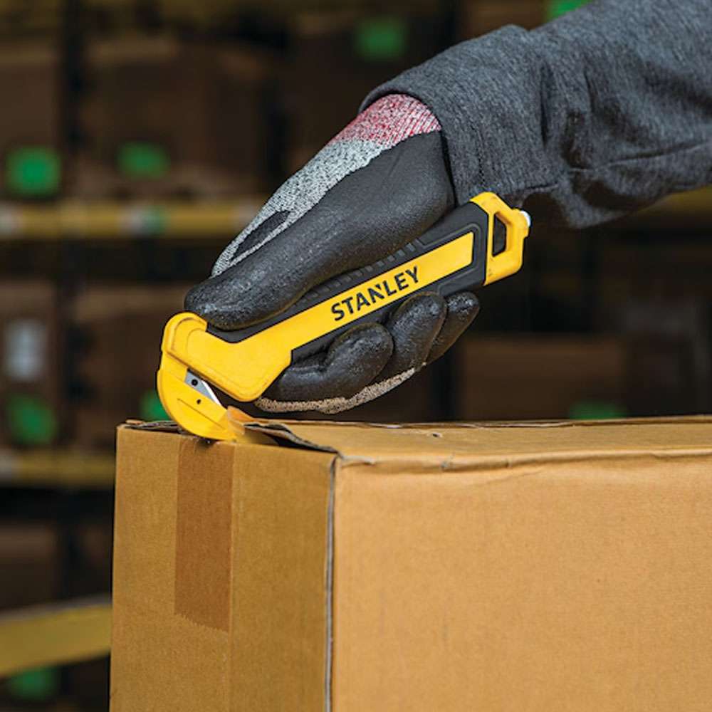 Disposable bi-material safety knife Stanley 10356