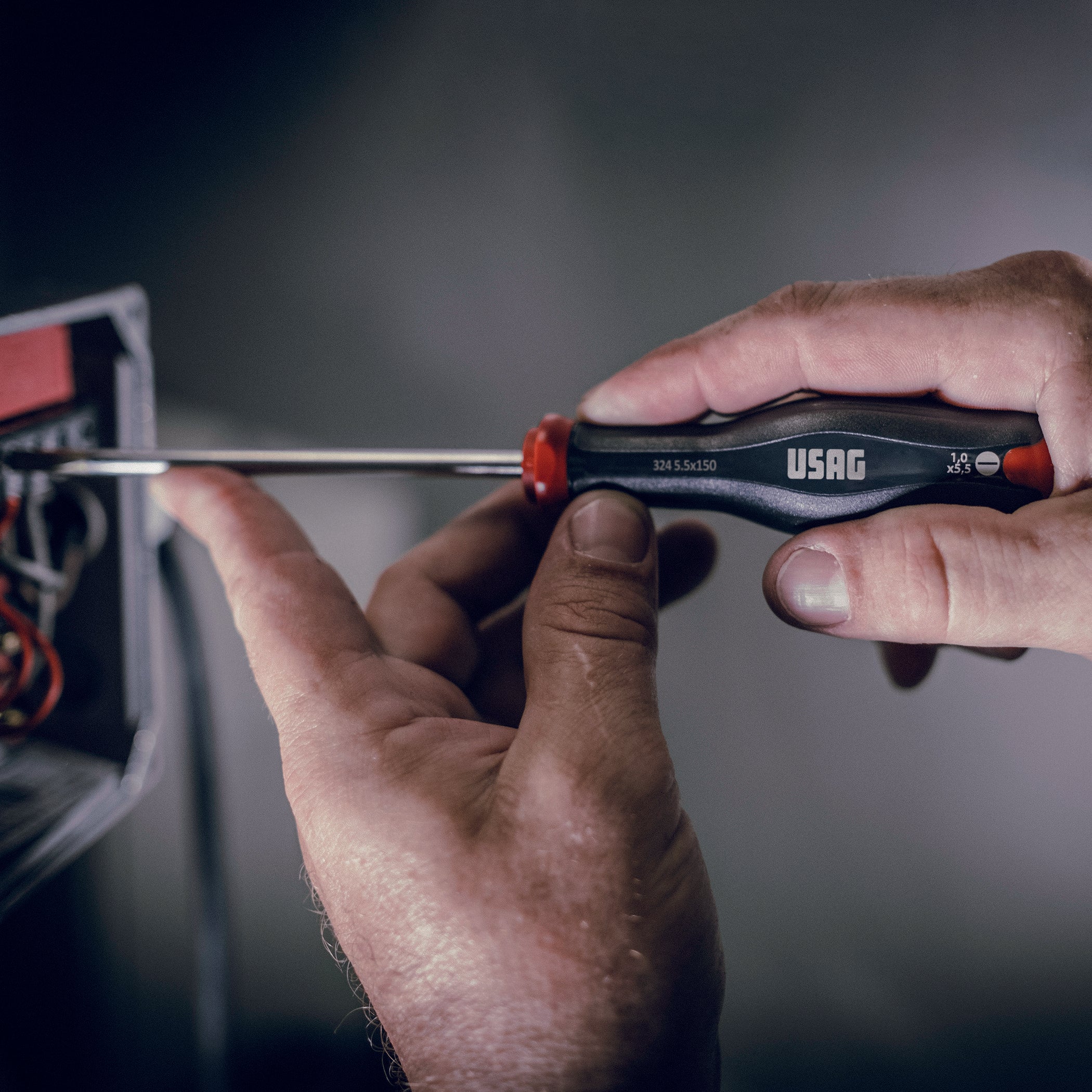 0,8x4x100mm M1 Screwdrivers fot slot-head L. 204mm - Usag 324