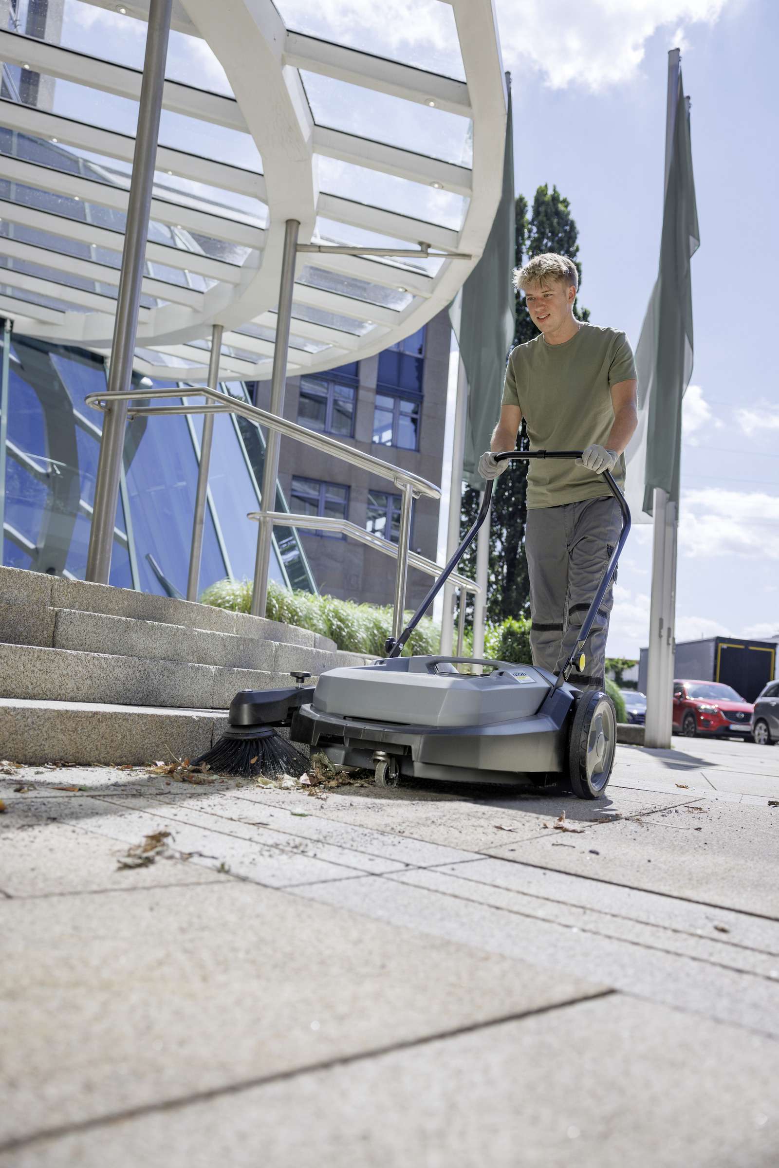Karcher-KM 70/20 C-Karcher sweeper