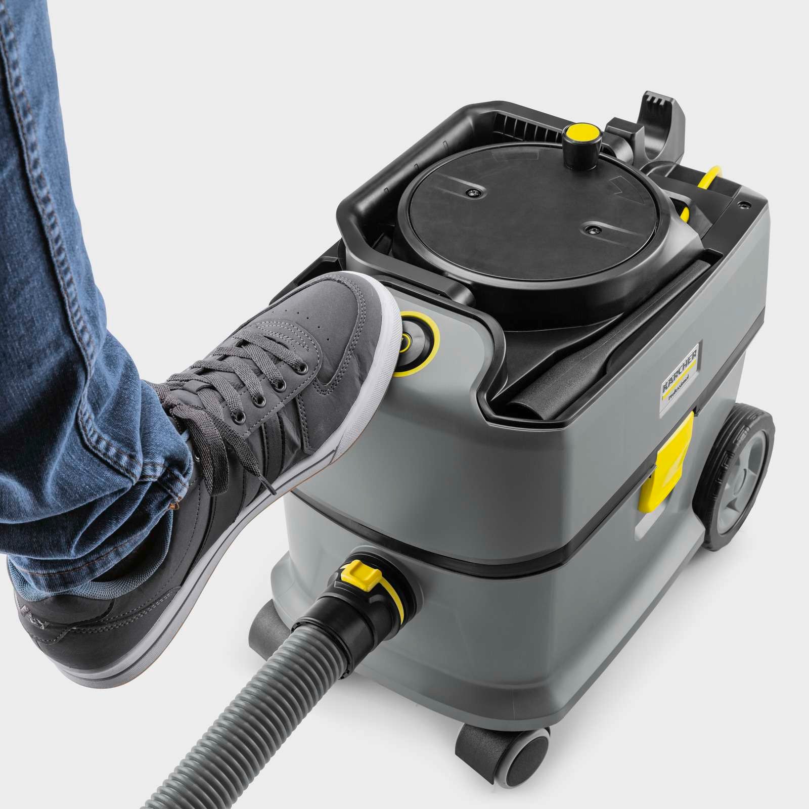 Karcher-Vacuum Cleaner T 10/1-Karcher