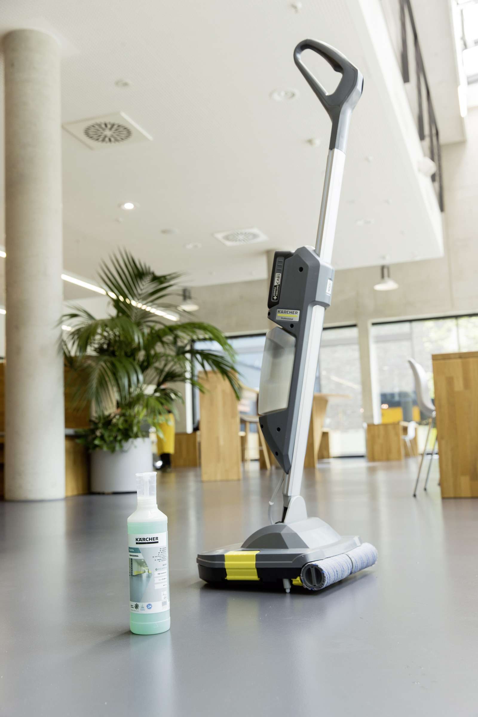Karcher-Professional scrubber dryer BR 30/1 C Bp Pack 18/30-Karcher
