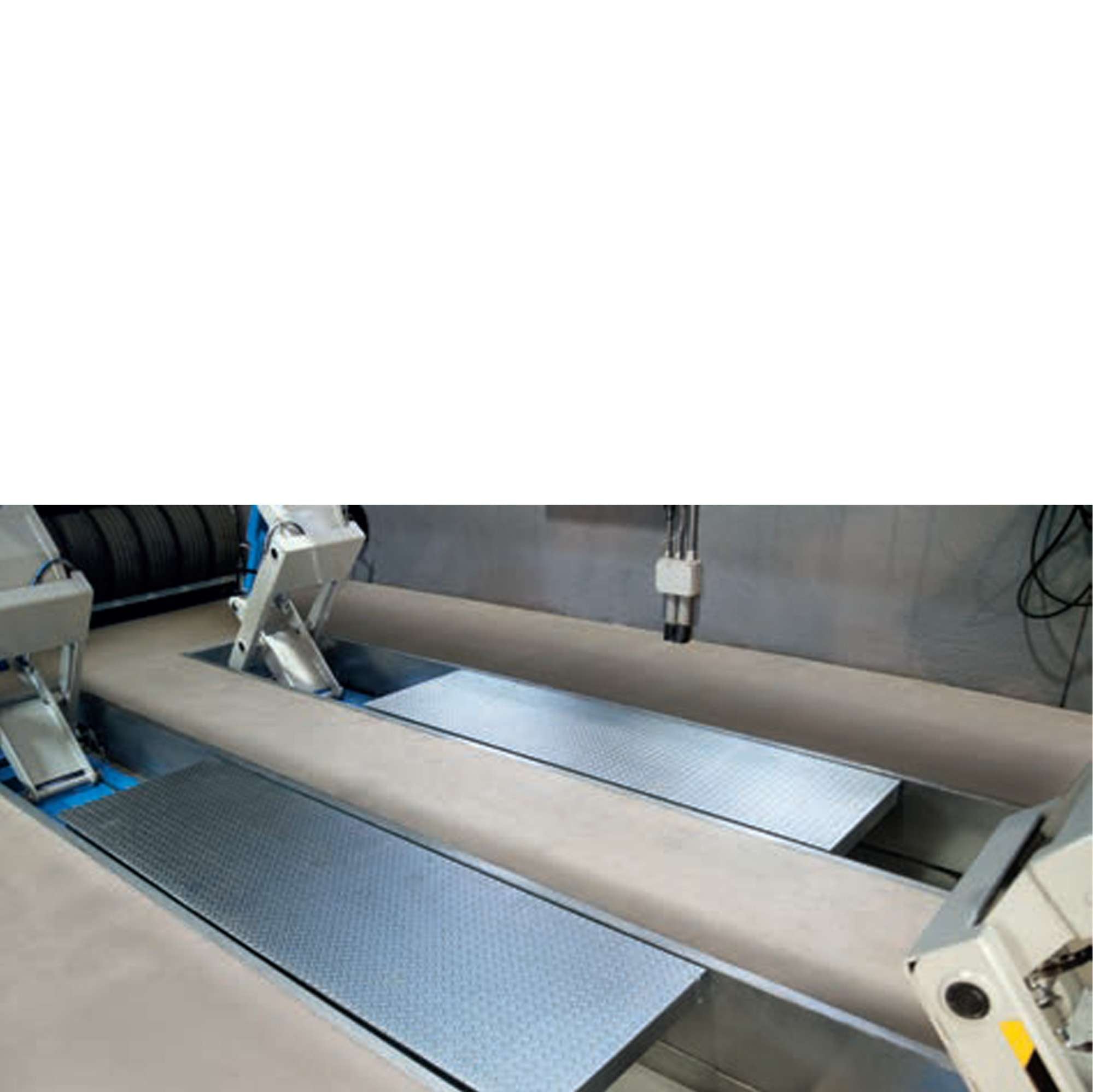 Automatic footrest cover kit (to be ordered together with the lift) - OMCN 857
