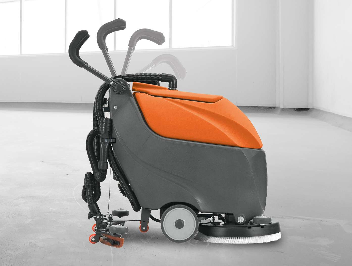 Floor polisher 55 BT, con trazione (con cb e batt.) GRANDE BRIO 55 BT - TSM