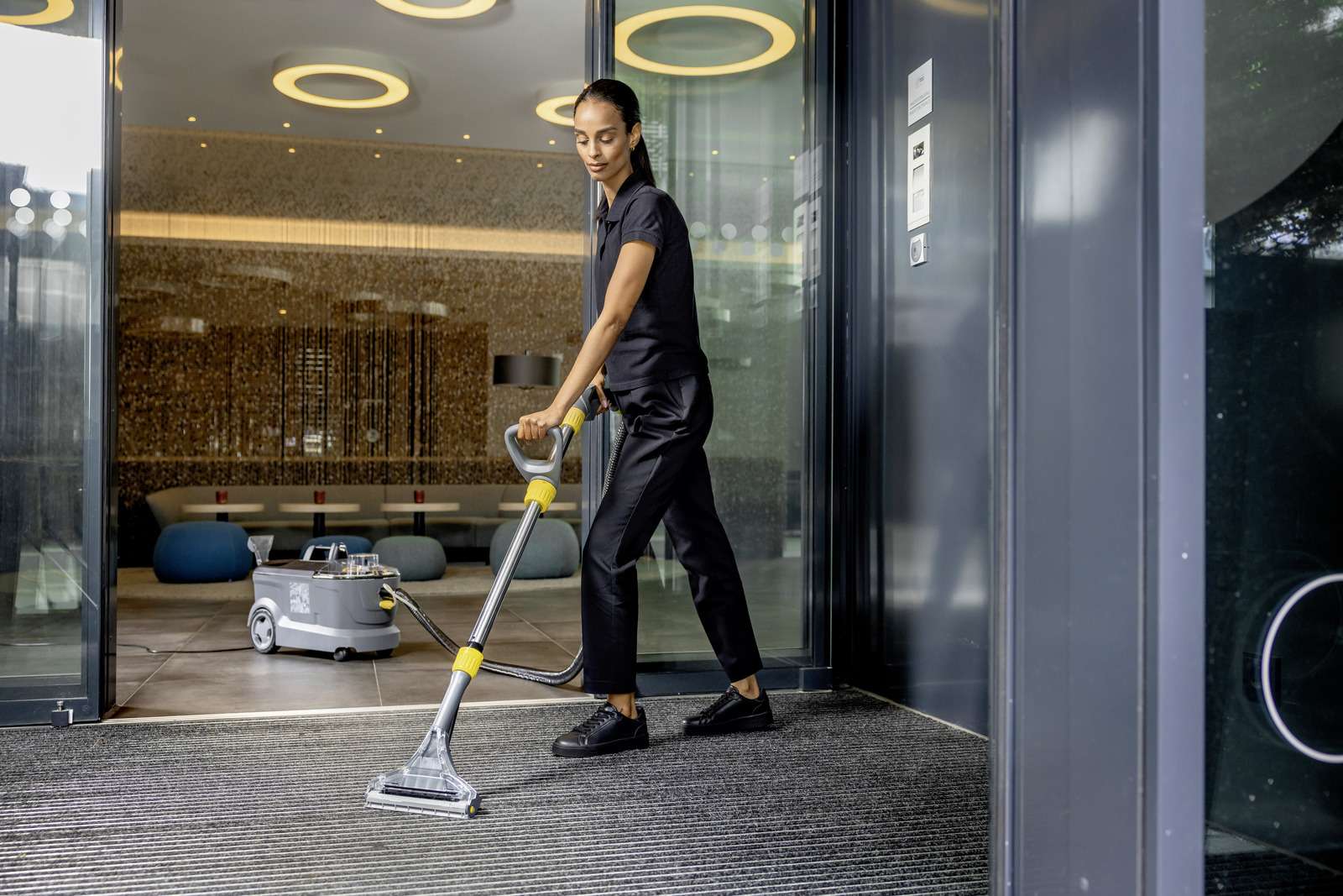 Karcher-Puzzi 10/1-Karcher Professional Carpet Washer and Carpet Cleaner