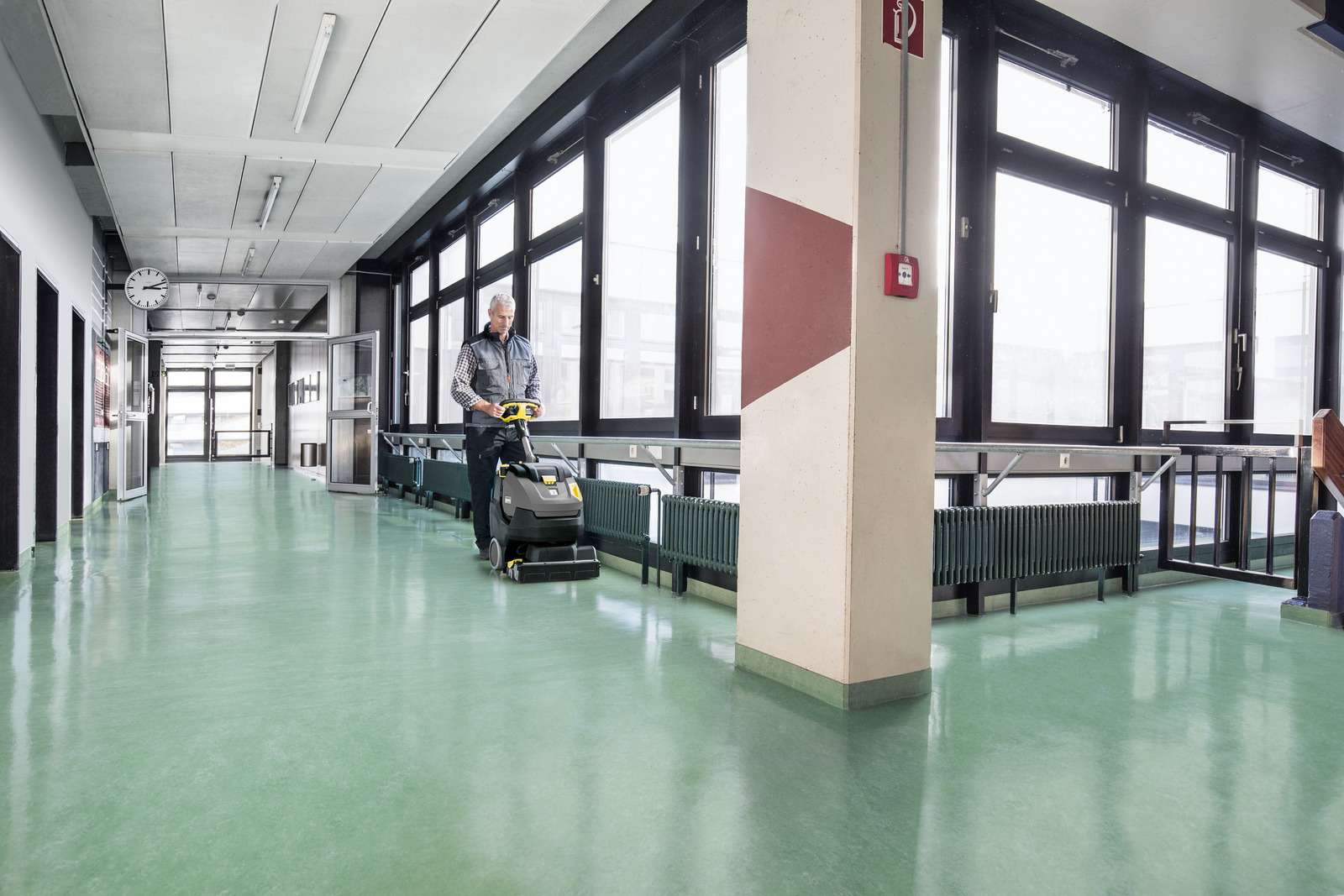 Karcher-Professional scrubber dryer BR 45/22 C Bp Pack-Karcher