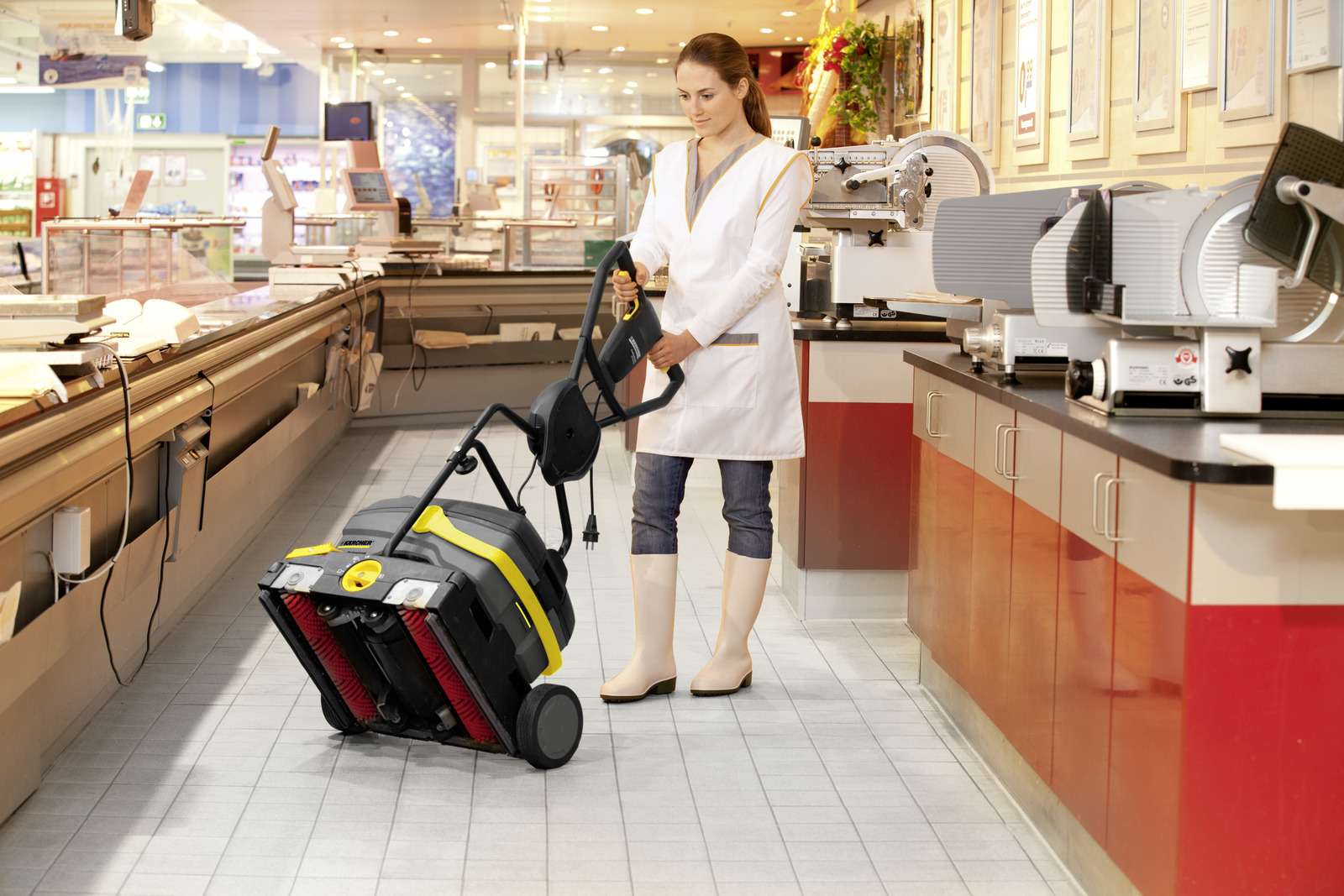Karcher-Professional scrubber dryer BR 40/10 C Adv-Karcher